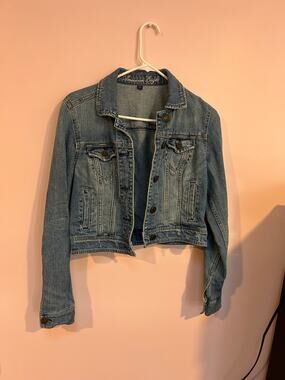 American Eagle Jean Jacket *M*